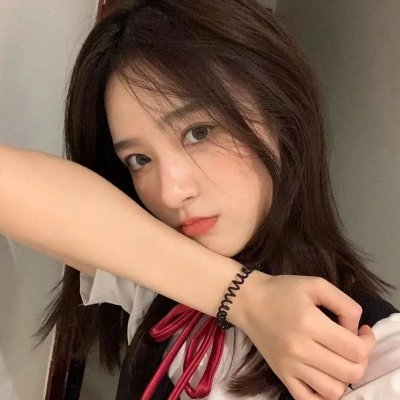 穿书后，她把悲剧变爽文